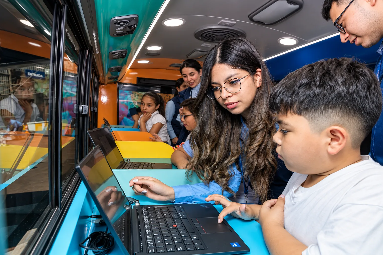 Aula virtual en bus