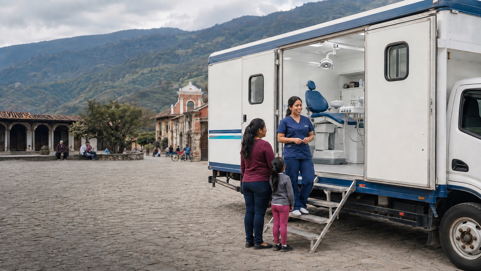 Clínica dental móvil atendiendo a una familia en una comunidad de Guatemala